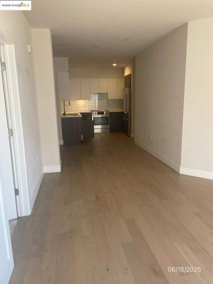 901 Jefferson St #406, Oakland, CA 94607