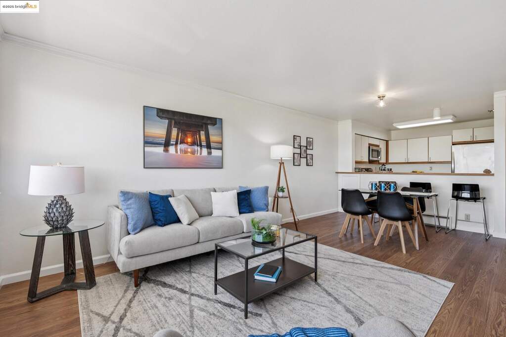 1205 Melville Sq #304, Richmond, CA 94804