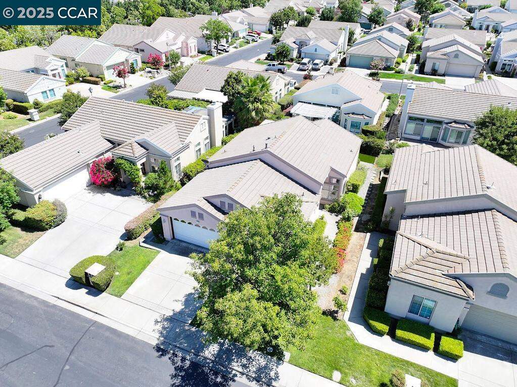 1570 Crispin Dr, Brentwood, CA 94513