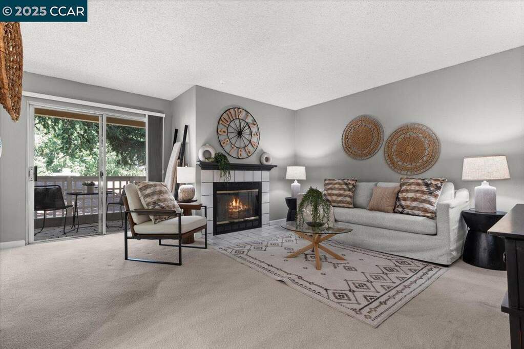 2597 Oak Rd #E, Walnut Creek, CA 94597