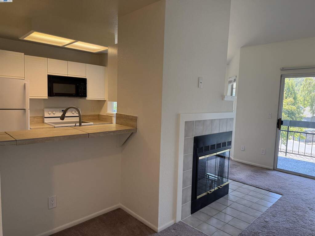 8145 Mountain View Dr #H, Pleasanton, CA 94588