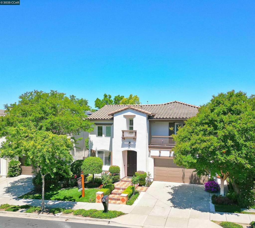 1416 Allanmere Dr