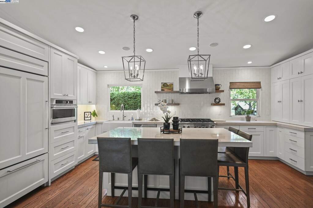 587 Old Orchard Dr, Danville, CA 94526