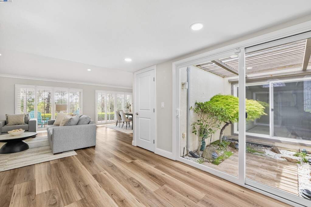 553 Saint George Rd, Danville, CA 94526