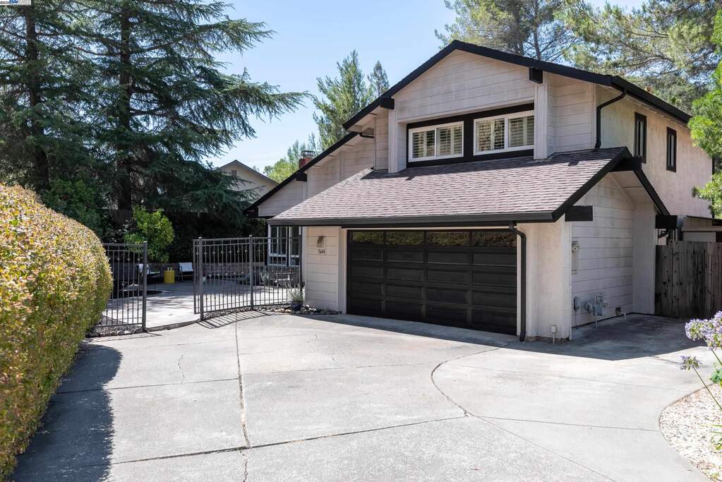 5644 Alhambra Hills Ct