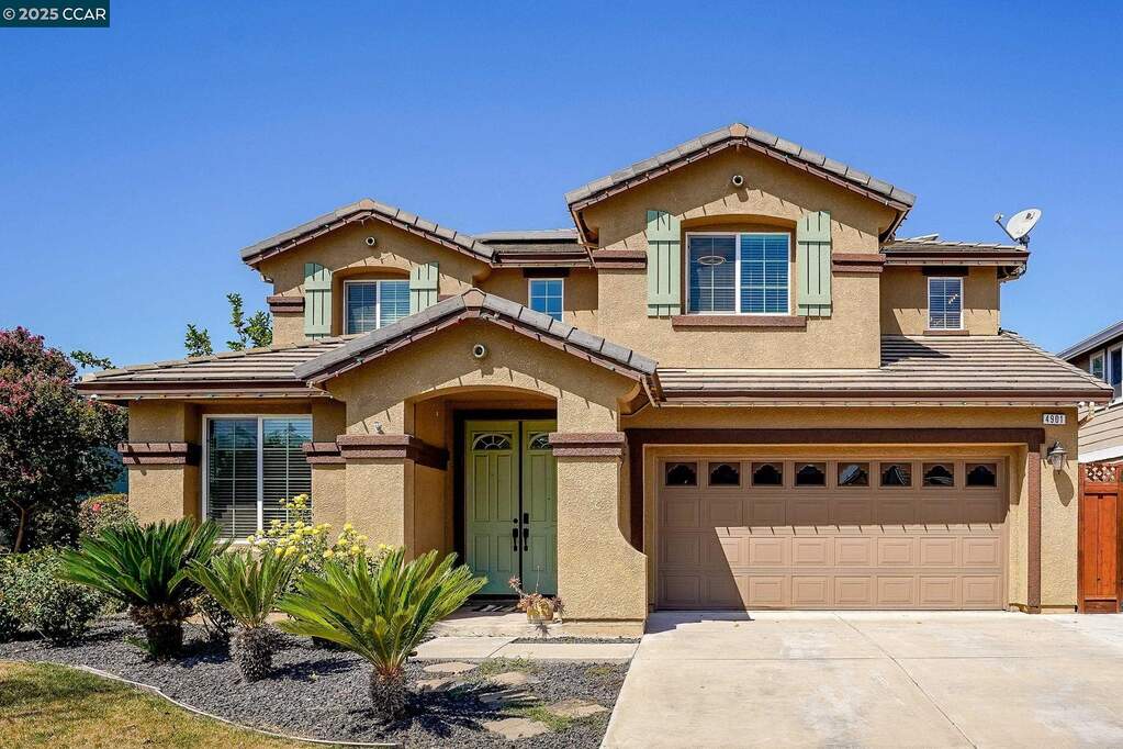 4901 Snowy Egret Way