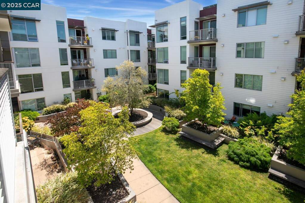 555 Ygnacio Valley Rd #309, Walnut Creek, CA 94596