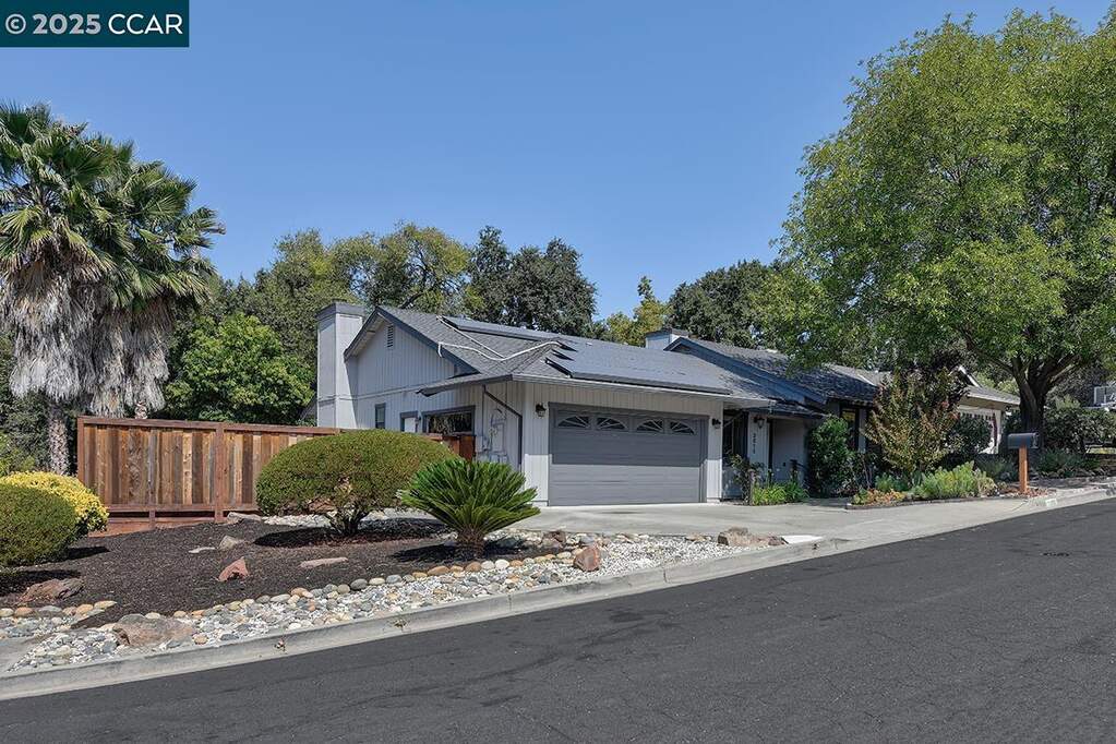 3015 Lanway Ct