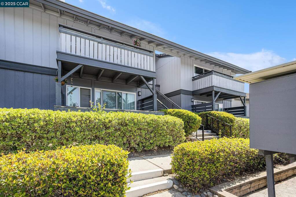 205 Masters Ct #3, Walnut Creek, CA 94598