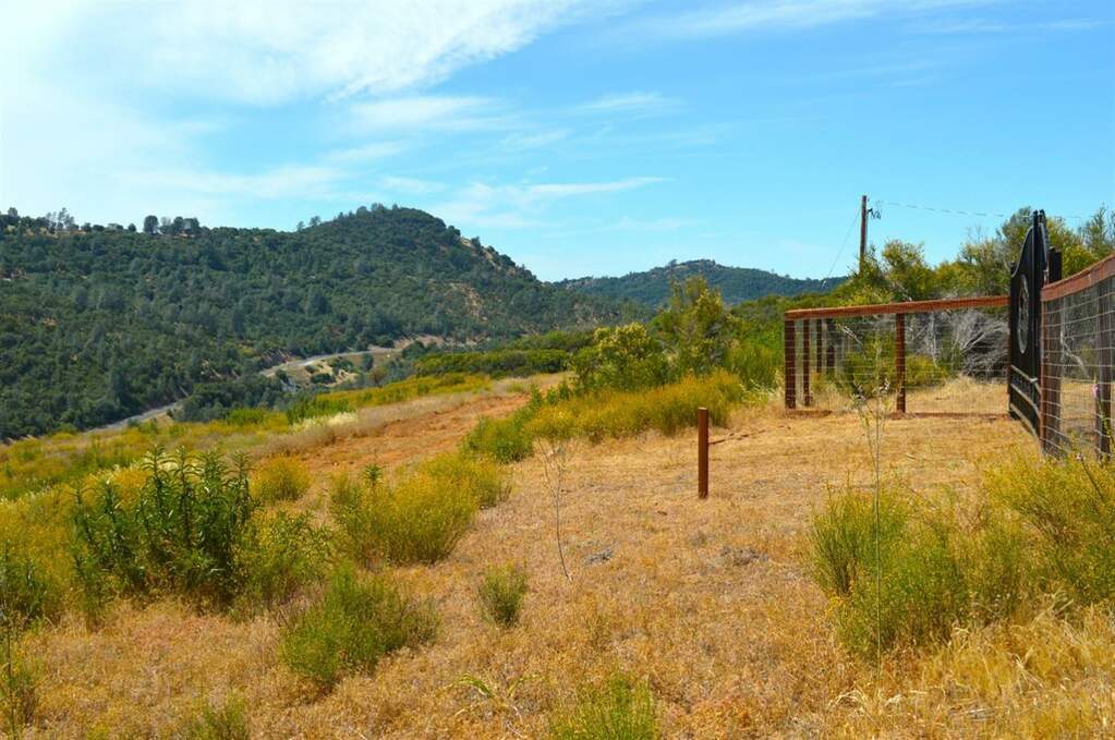 5029 Moaning Cave Road, Vallecito, CA 95251 MLS 202400155 Christie