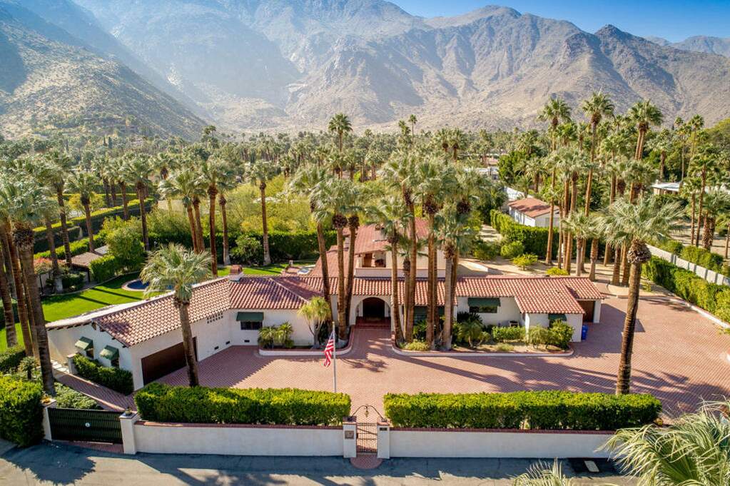 735 N Prescott Drive, Palm Springs, CA 92262