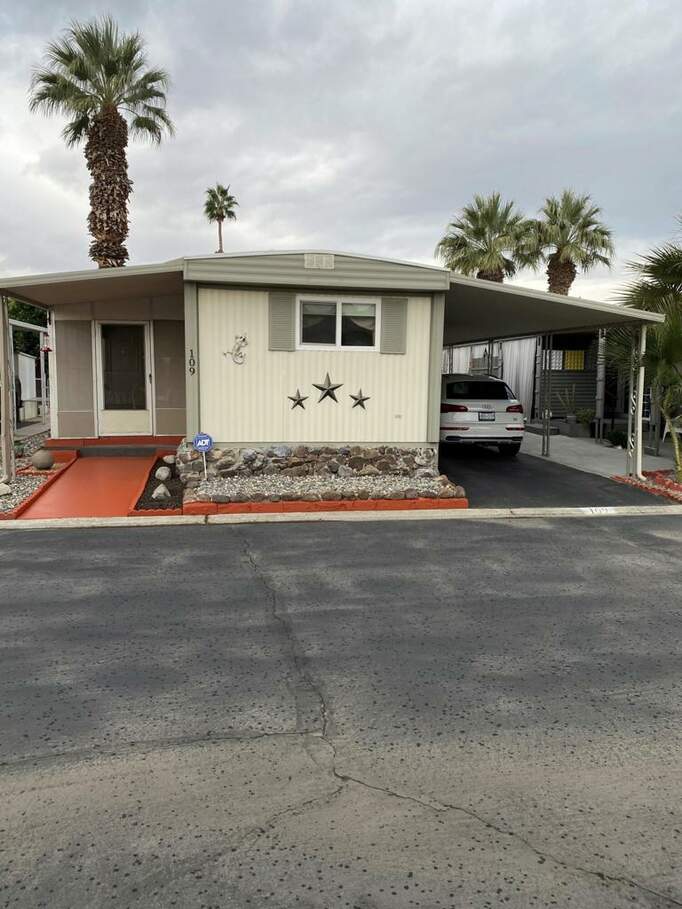 51555 Monroe Street #109, Indio, CA 92201