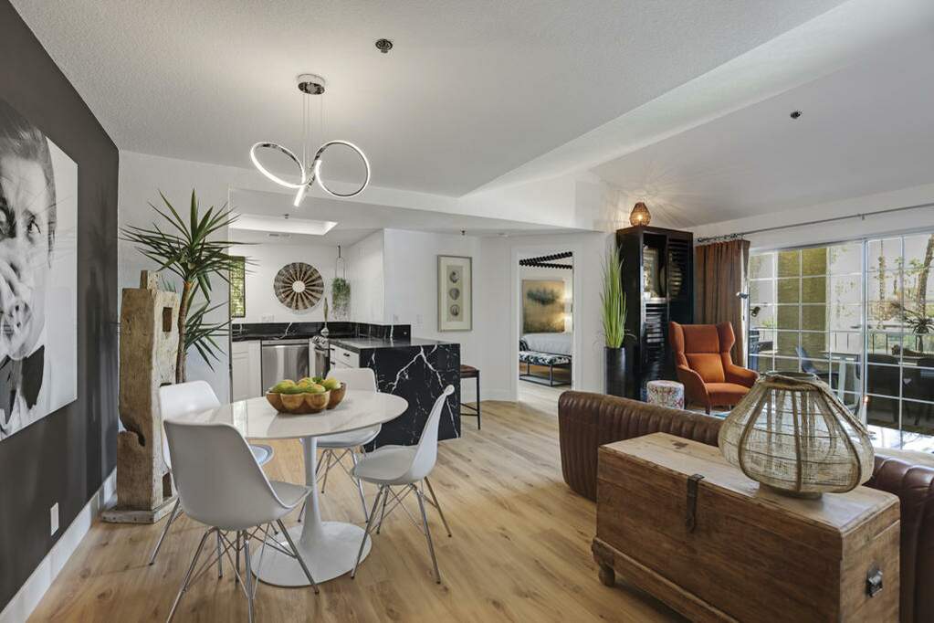 2700 Lawrence Crossley Road #46, Palm Springs, CA 92264