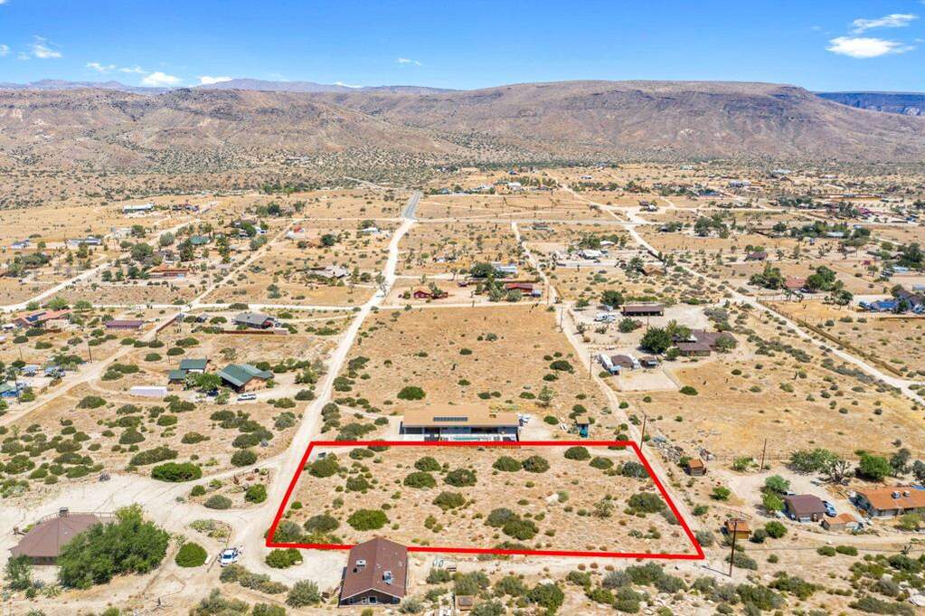 0 Minna Gombell Lane, Pioneertown, CA 92268