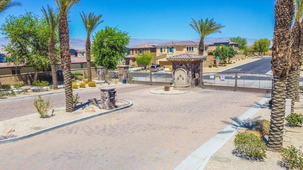 35425 Domani Drive, Palm Desert, CA 92211