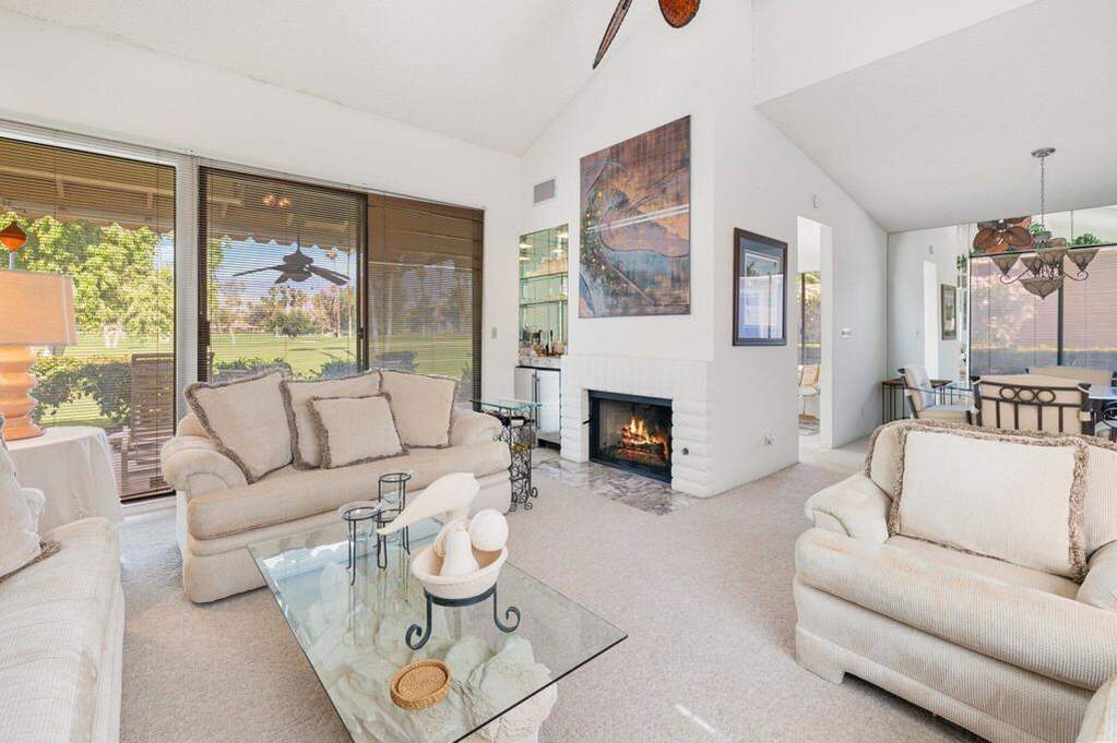 325 Gran Via, Palm Desert, CA 92260