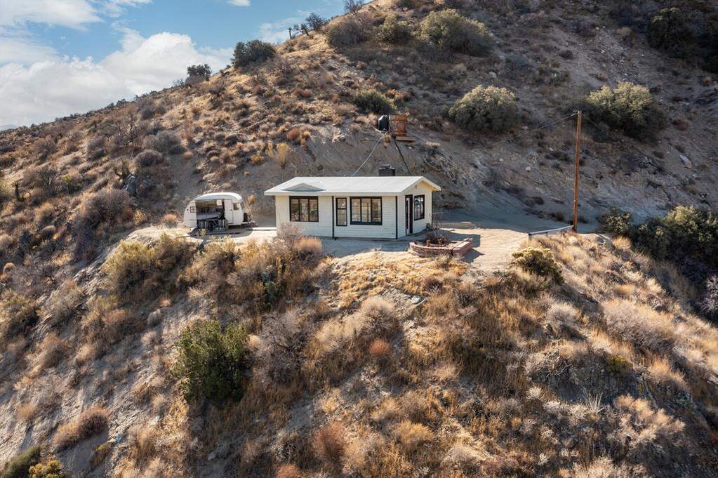 115 Alvorado Drive, Morongo Valley, CA 92256