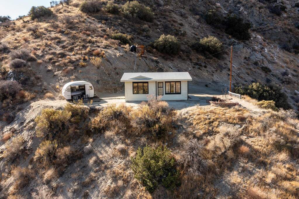 115 Alvorado Drive, Morongo Valley, CA 92256