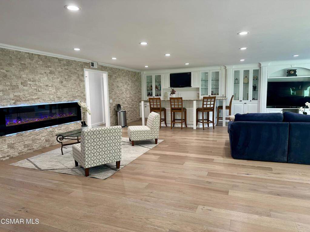 31923 Watergate Court, Westlake Village, CA 91361