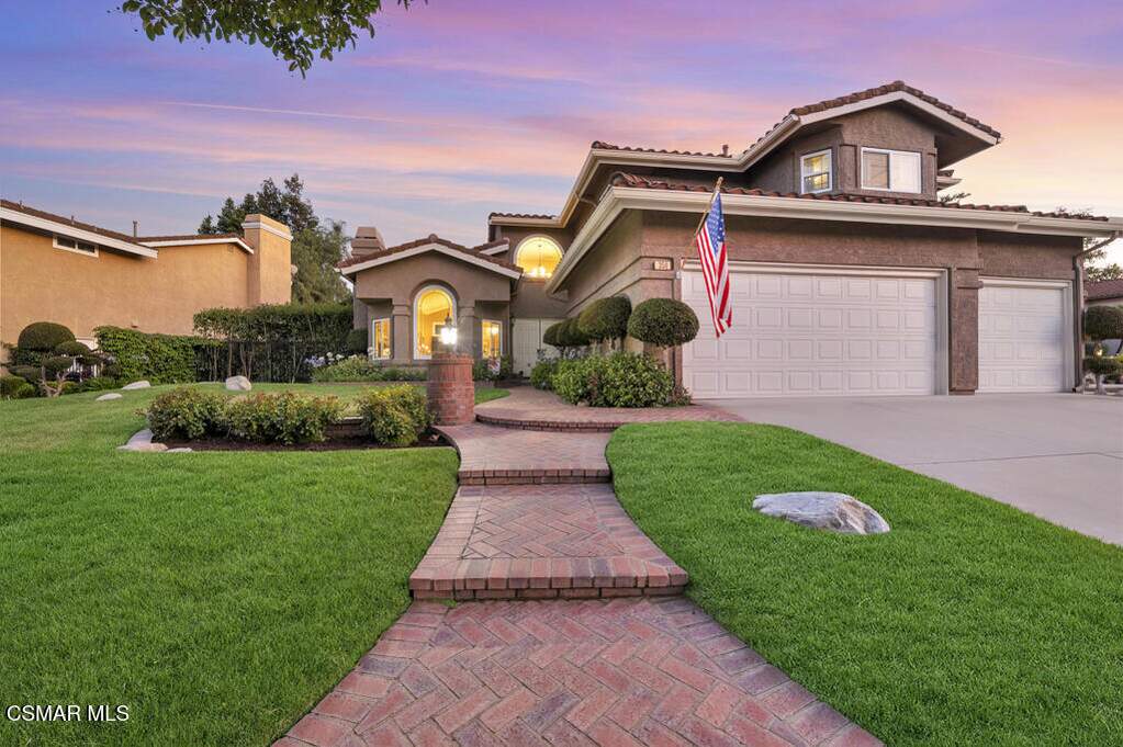 350 Golden Moss Court, Simi Valley, CA 93065