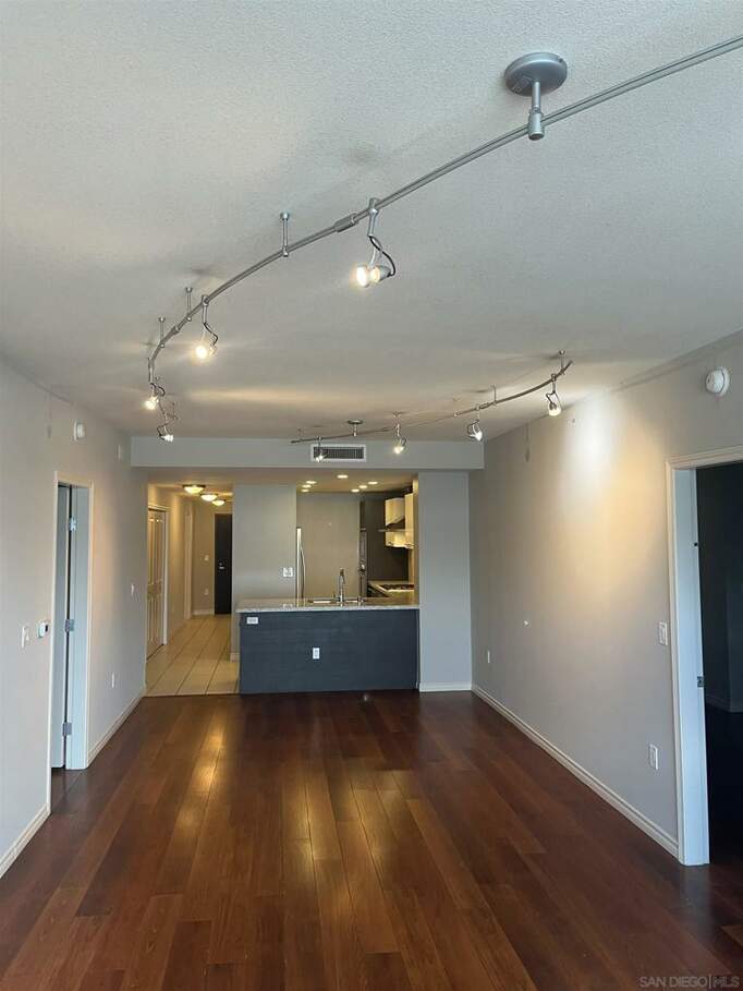 1431 Pacific Hwy #108, San Diego, CA 92101