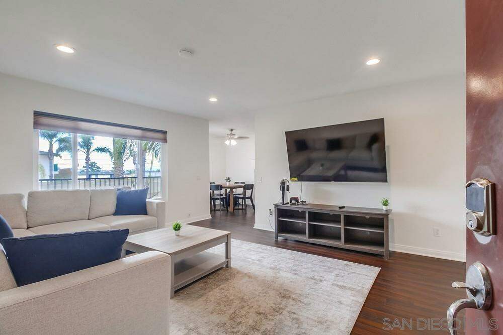 1420 Hilltop Dr #410, Chula Vista, CA 91911