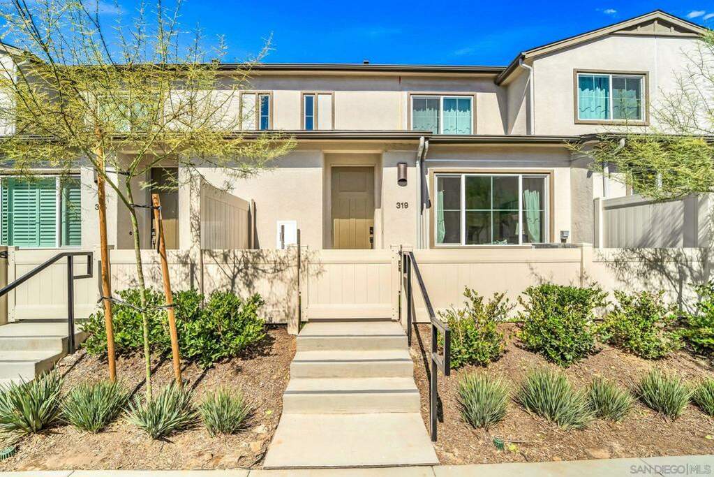 319 Satsuma Trl, Fallbrook, CA 92028 MLS 240024200SD Christie's