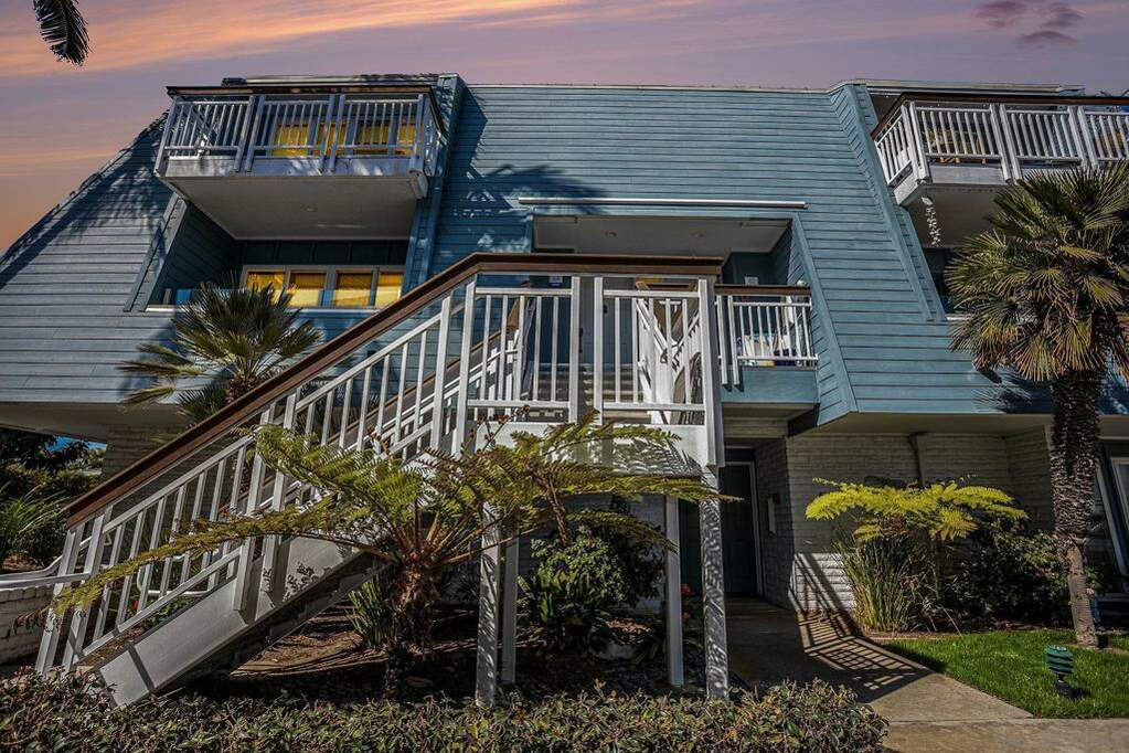 64 Montego Ct.