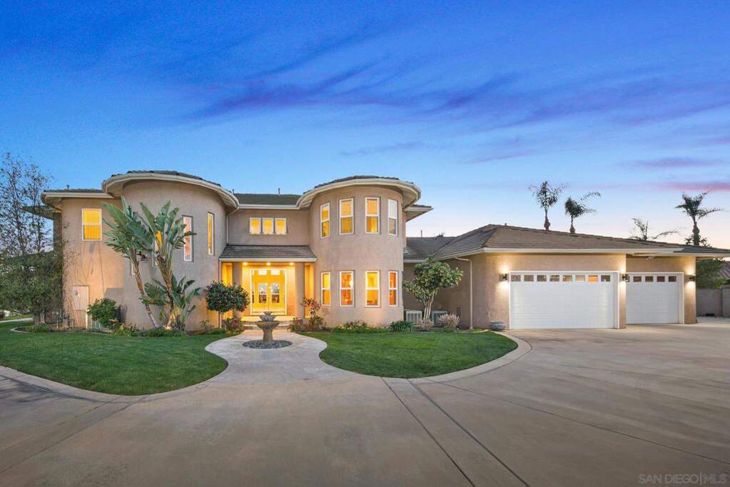 836 Camelot Pkwy