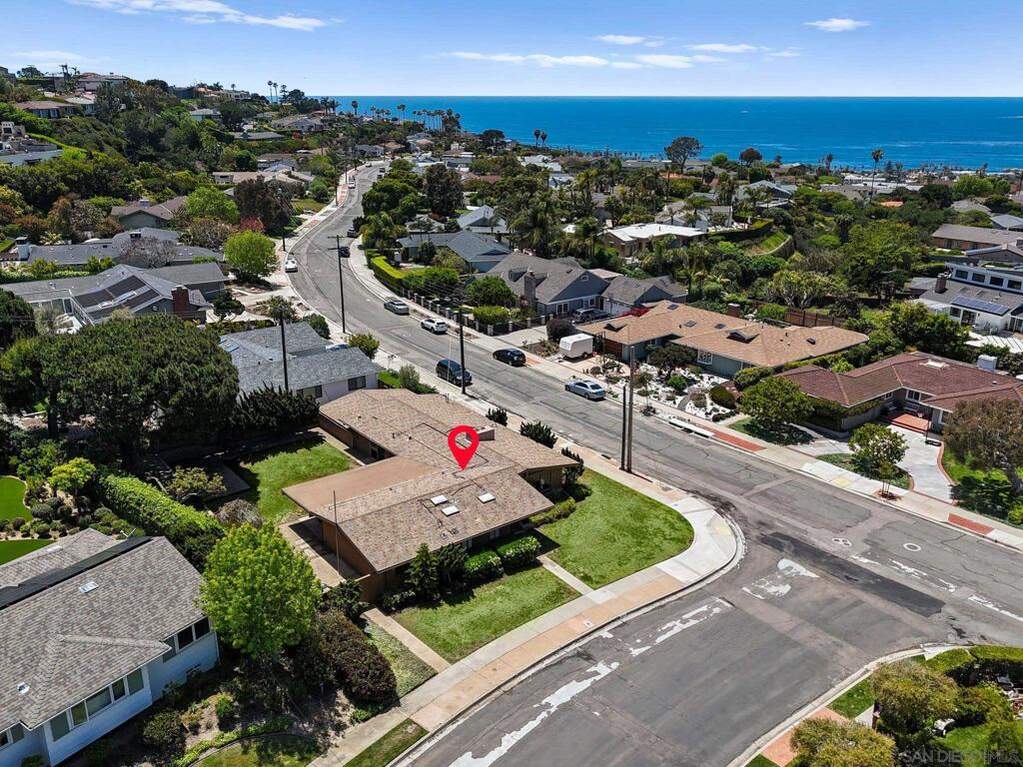 1201 Via Barranca, La Jolla, CA 92037