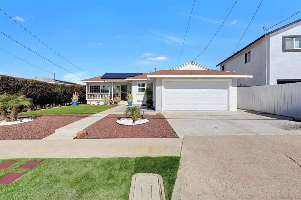 5238 Cervantes Ave, San Diego, CA 92114
