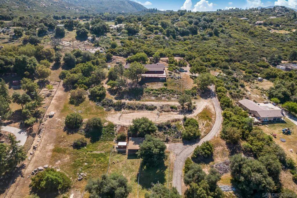 10649 Boulder Creek Rd, Descanso, CA 91916