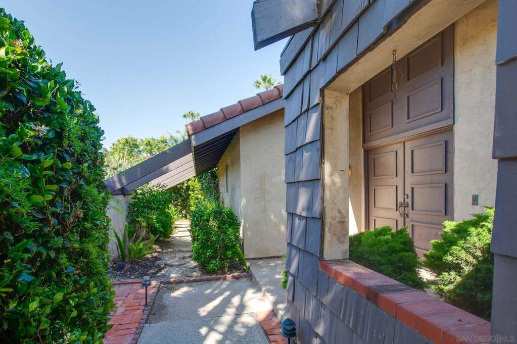 3265 Casa Bonita Drive, Bonita, CA 91902