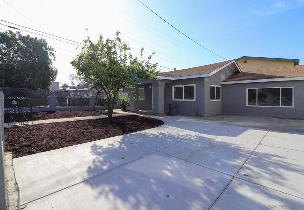 110 W Hall, San Ysidro, CA 92173