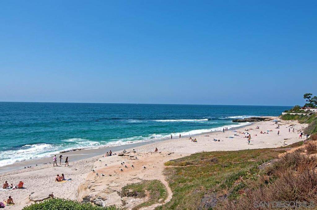 373 Nautilus St, La Jolla, CA 92037