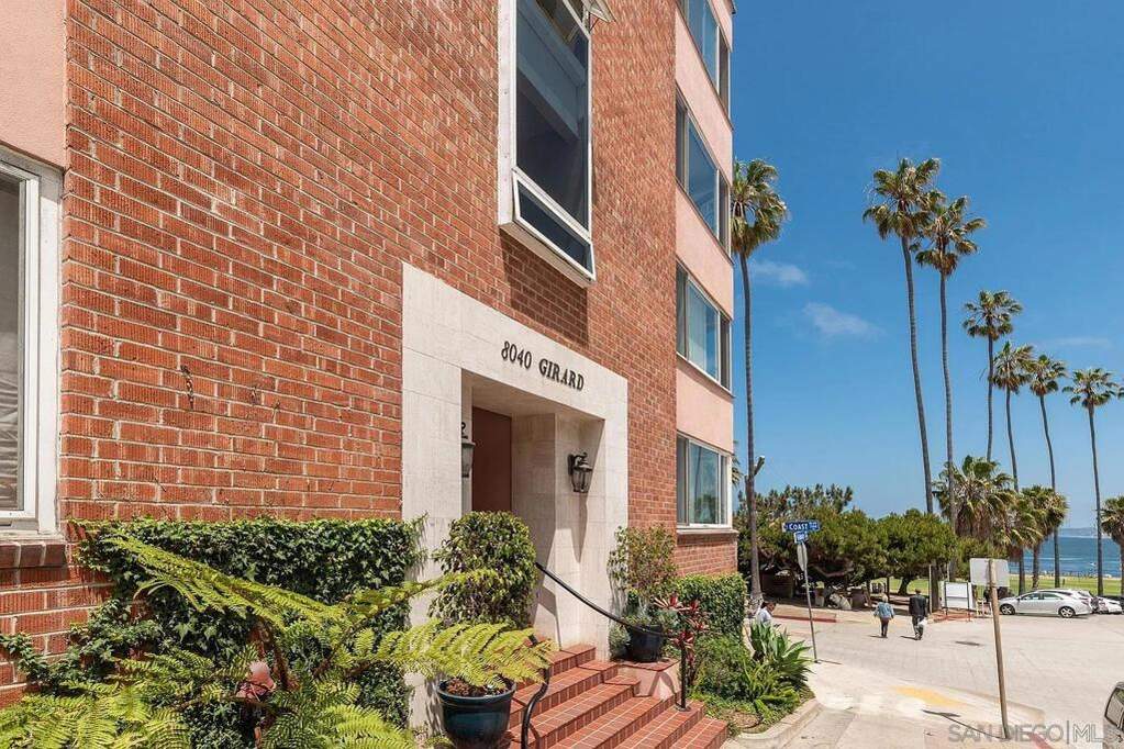 8040 Girard Ave #2, La Jolla, CA 92037