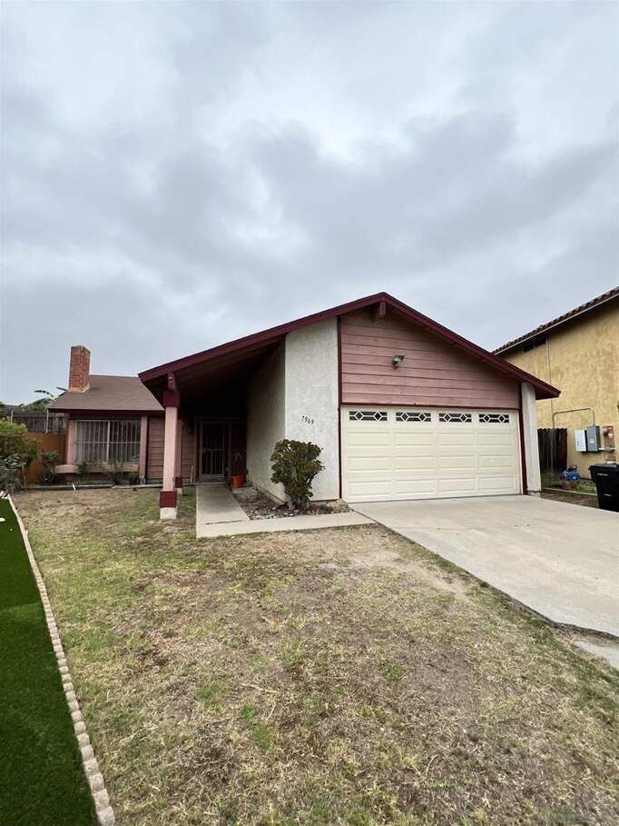 7969 Royal Oak Pl, San Diego, CA 92114