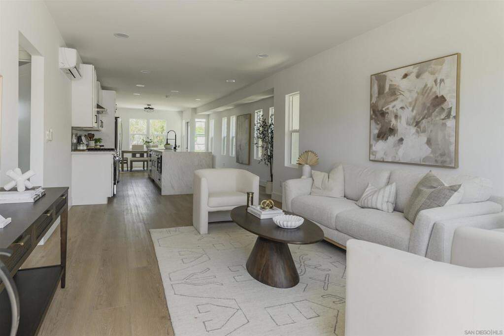 1028 30 Lincoln Ave, San Diego, CA 92103