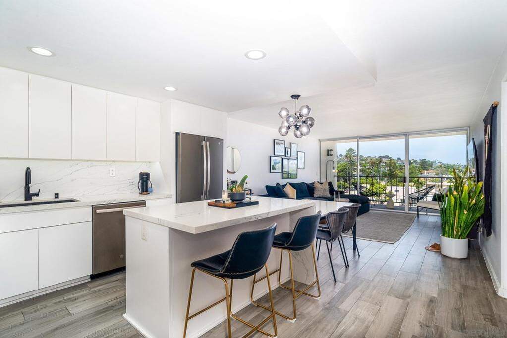 4944 Cass St. #609, San Diego, CA 92109
