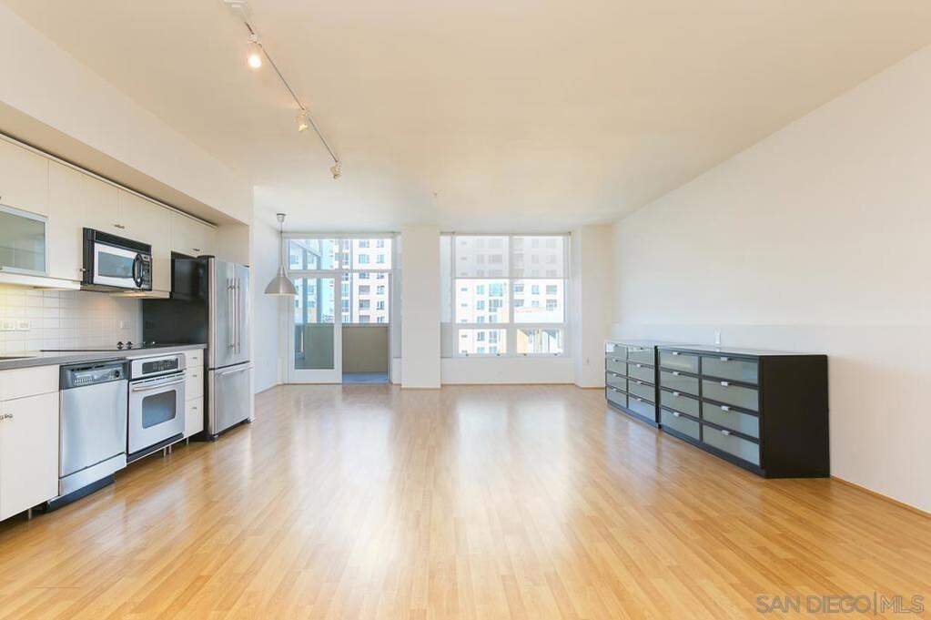 350 W Ash St #1101, San Diego, CA 92101