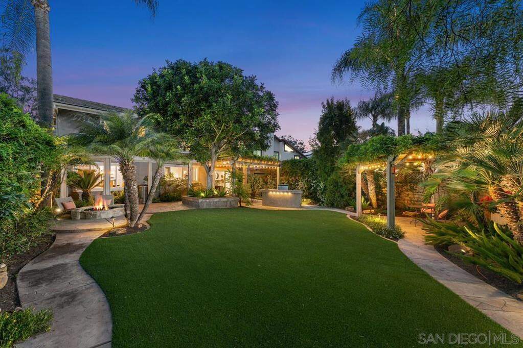 12516 Rougemont Pl, San Diego, CA 92131