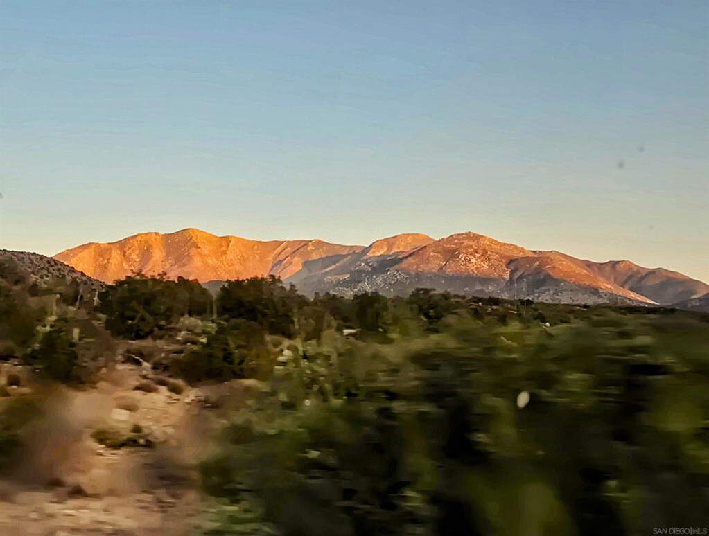  Last Chance Trl, Julian, CA 92036