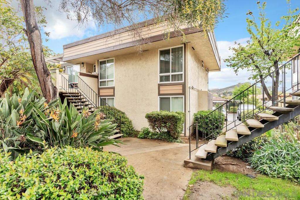 745 E Bradley Ave #10, El Cajon, CA 92021