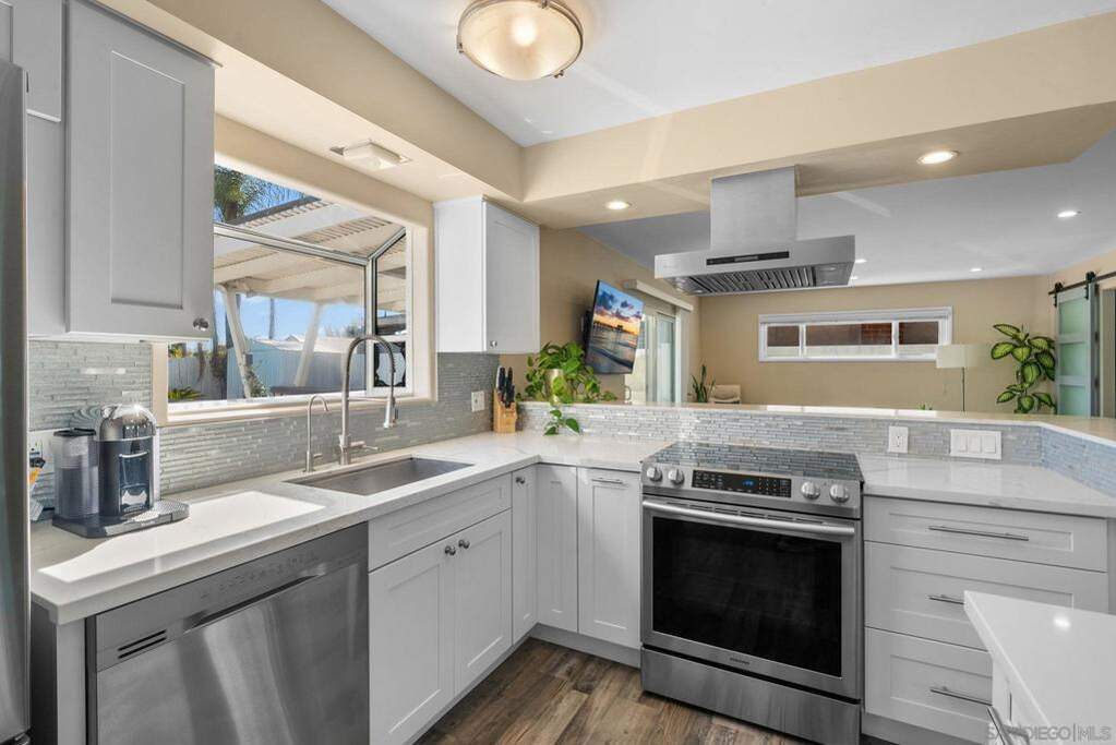 4125 Chippewa Ct, San Diego, CA 92117
