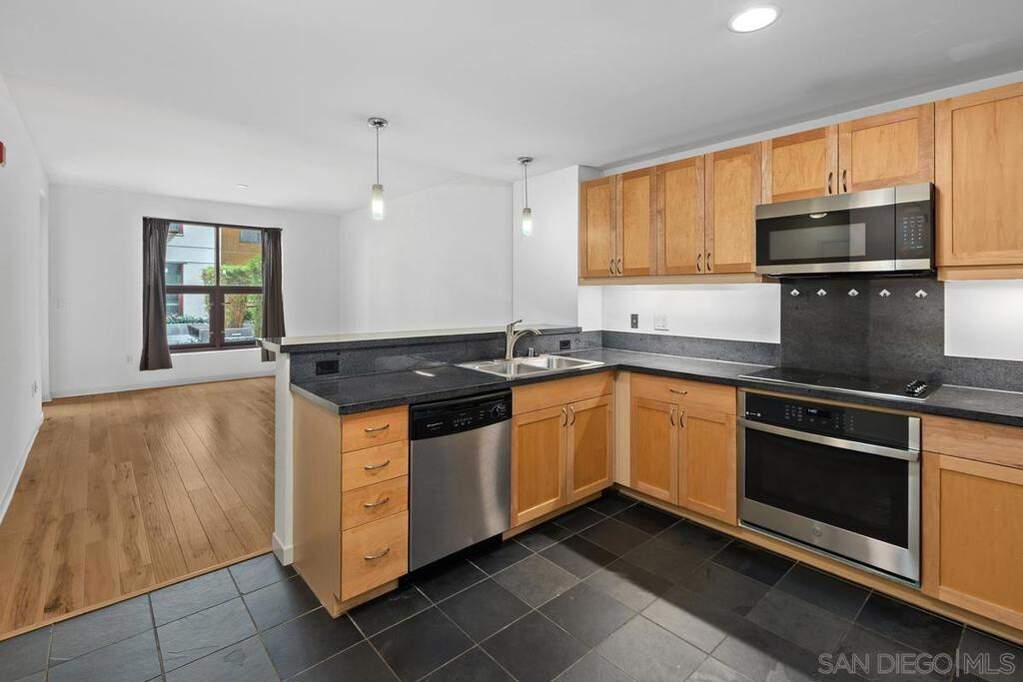 1150 J Street #110, San Diego, CA 92101
