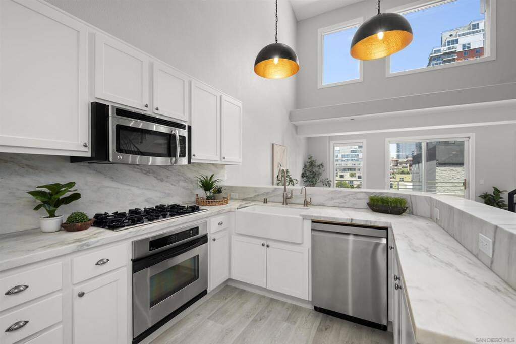 1501 India St #605, San Diego, CA 92101