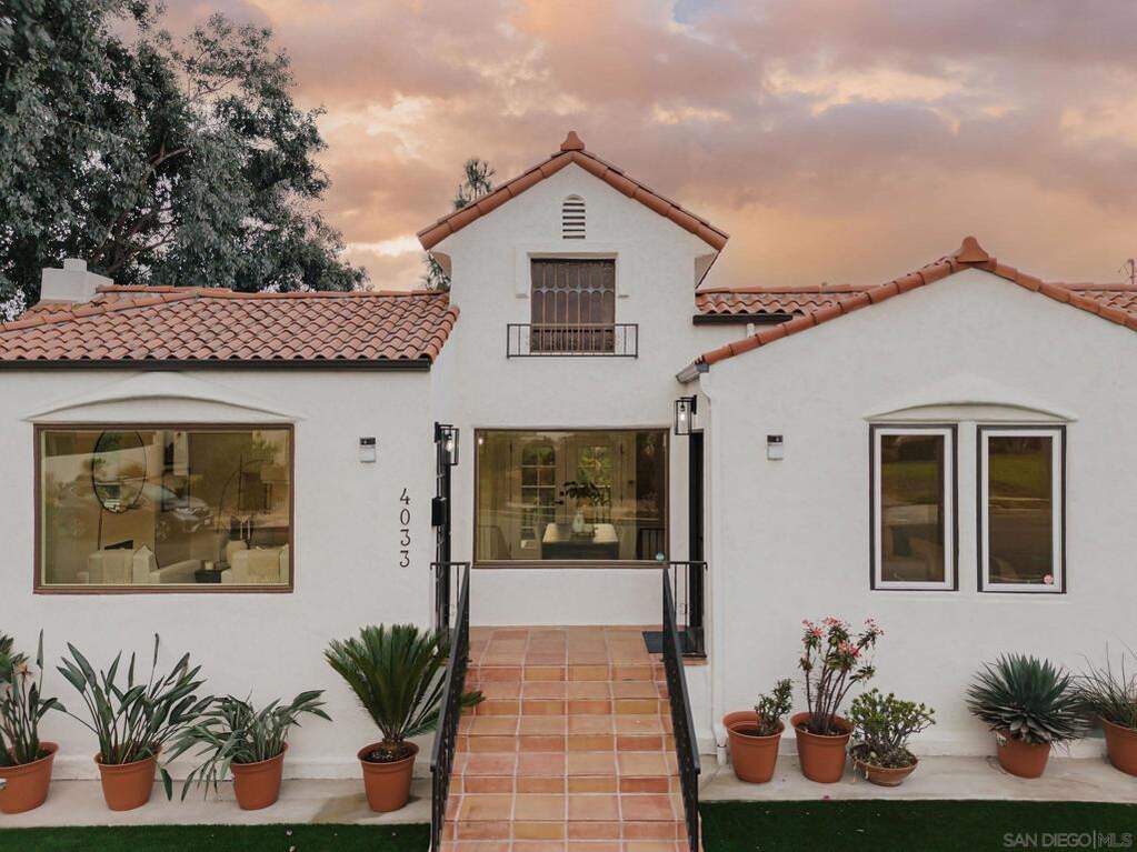 4033 S Hempstead Cir, San Diego, CA 92116