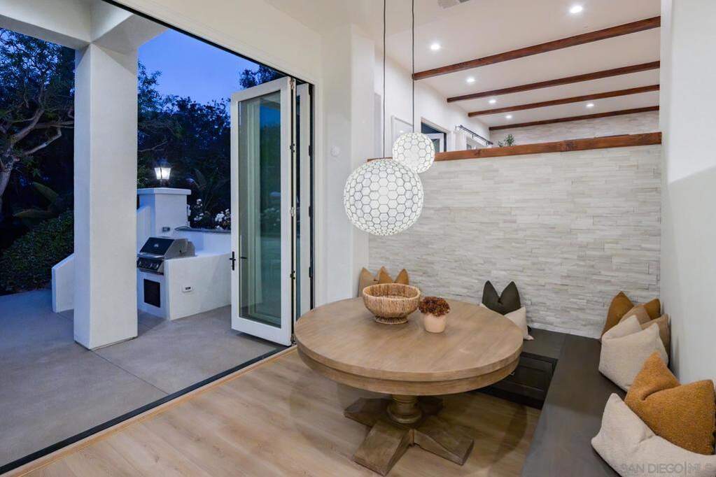 2815 Santa Fe Vista Ct, Encinitas, CA 92024