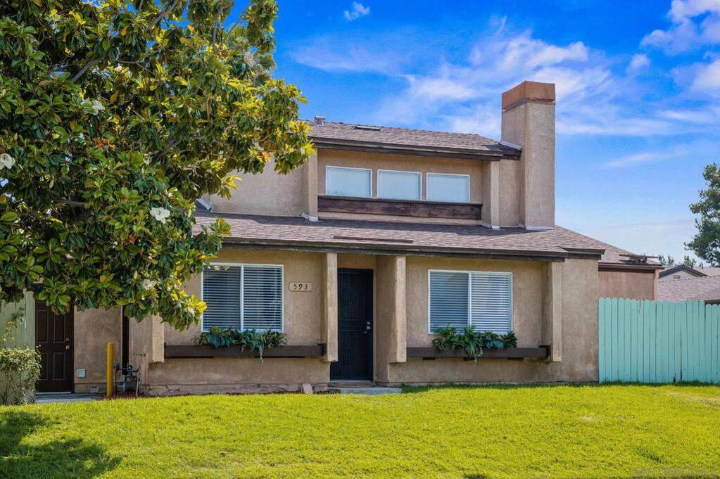 593 Parkview Dr, Lake Elsinore, CA 92530