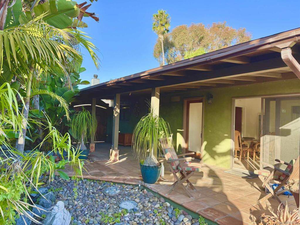 775 La Mirada Ave, Encinitas, CA 92024 | MLS# 250044415SD | Christie's ...